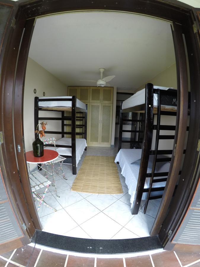 Hostel House 84 Itajaí エクステリア 写真